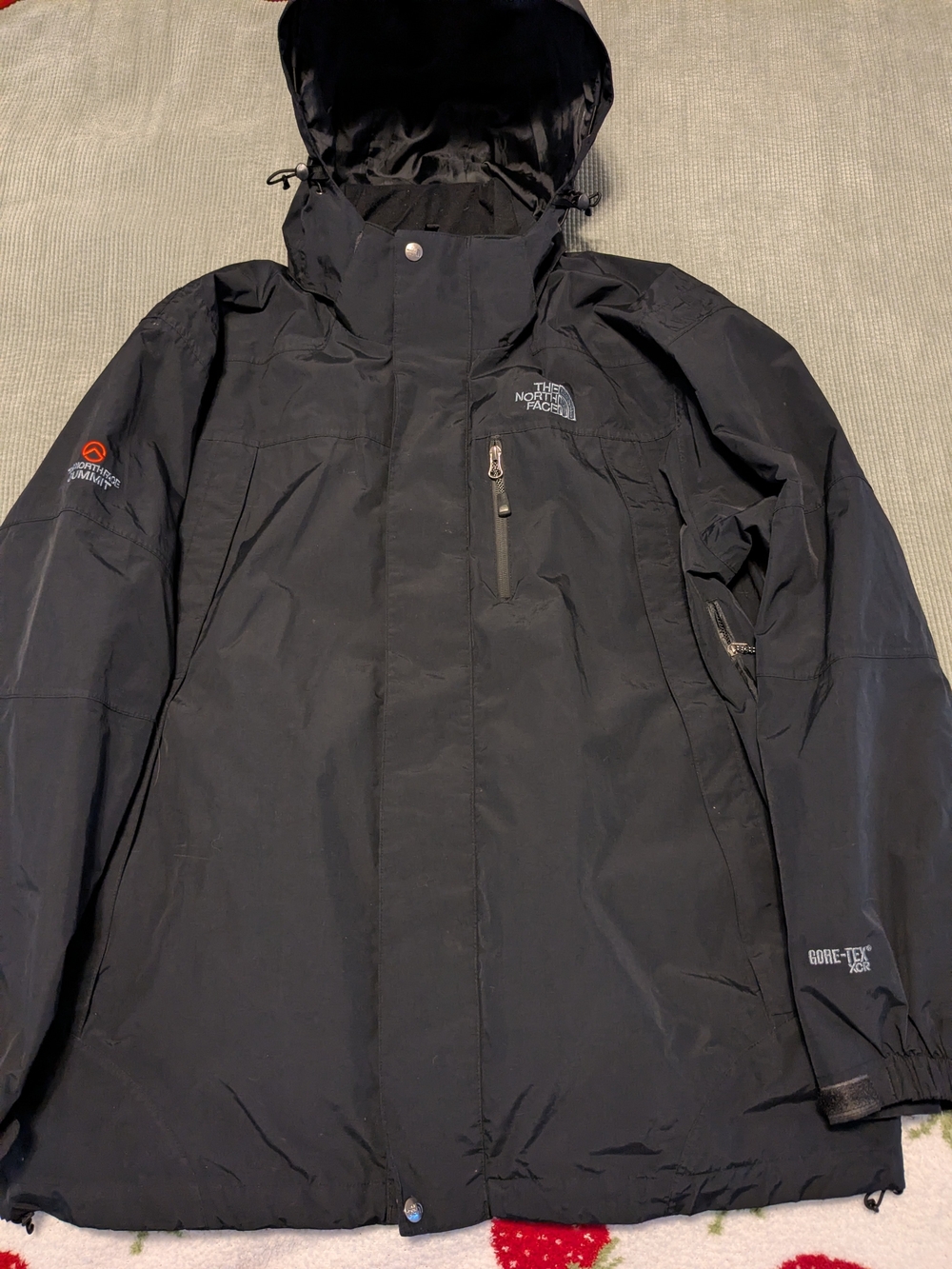 The North Face Men's Summit Series Black Gore-Tex XCR Waterproof Jacket XL